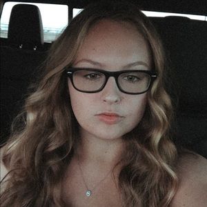 Meet your Posher, Faith